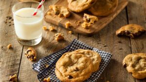 chocolate chip cookie